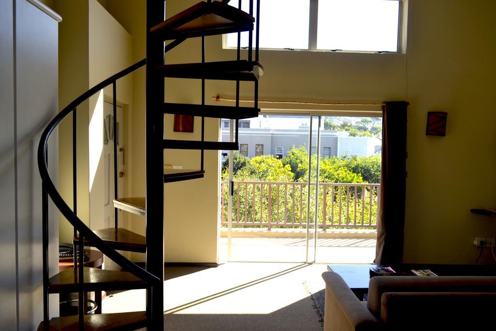 Ikhaya Lodge Cape Town Exterior foto